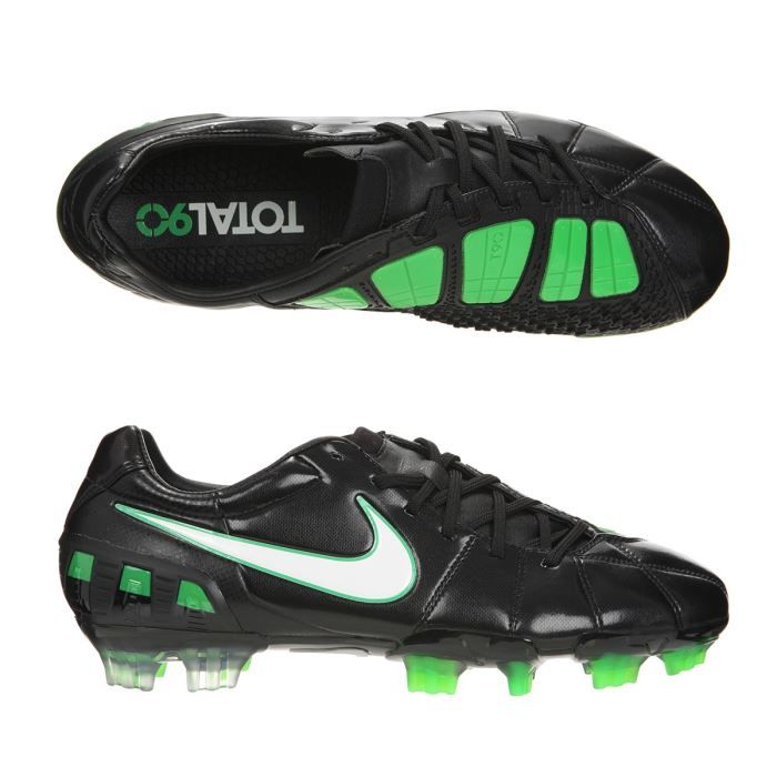 nike total 90 laser iv