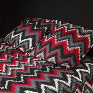 PAVILLON D'INTERIEUR Couvre-lit ethnique Paola 180x220 cm + 1 taie d'oreiller 65x65 cm rouge et noir