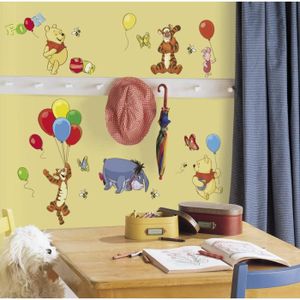 WINNIE l'ourson Stickers Muraux Enfant (4 Planches Repositionnables)