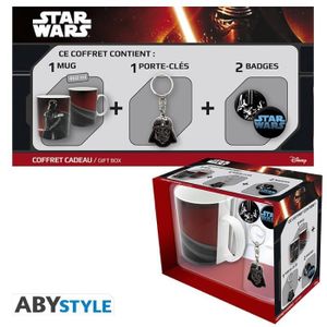 STAR WARS Pack Cadeau Mug Vador + Porte-clés + Badges