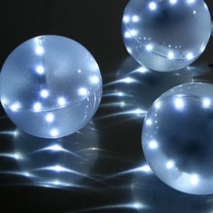 BOULE DE NOEL - GUIRLANDE - KIT NOEL Ensemble 4 boules 10 cm ,Led ,effets multiples BOULE DE NOEL - GUIRLANDE - KIT NOEL Ensemble 4 boules 10 cm ,Led ,effets multiples