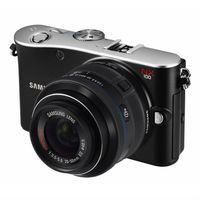 COMPACT SAMSUNG NX100 Noir + objectif 20-50mm