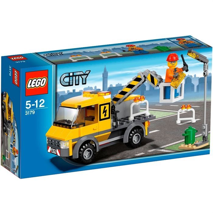 http://i2.cdscdn.com/pdt2/1/7/9/1/700x700/lego3179/rw/lego-le-camion-de-reparations.jpg