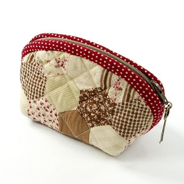 sac fourre-tout en tissu molletonnÃ© - - Un petit sac fourre-tout ...