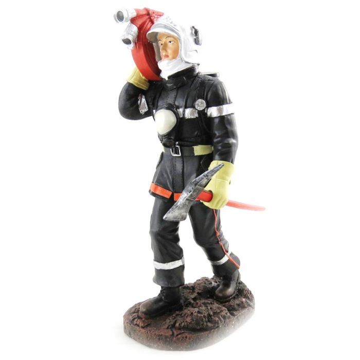 Figurine "Pompier" (tuyau sur l'épaule) Achat / Vente statue