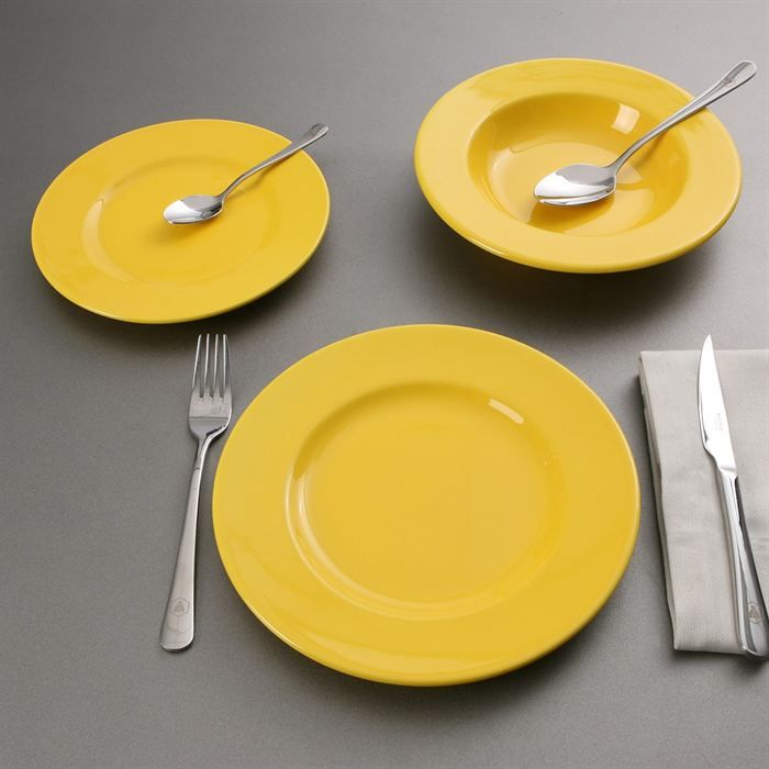 Service de table jaune et or par le createur Alnoor Galerie HSP