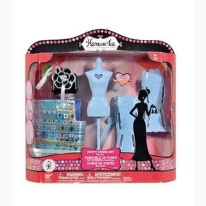 Kit Harumika Robe Fourreau