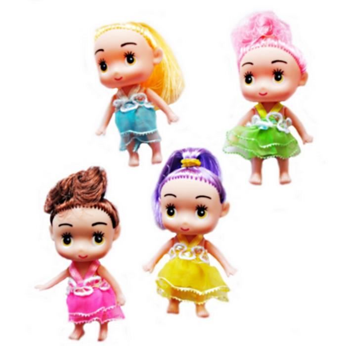 petite poupee