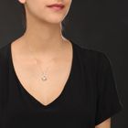 COLLIERS ET SAUTOIRS NACRE DE PERLE Chaîne et Pendentif