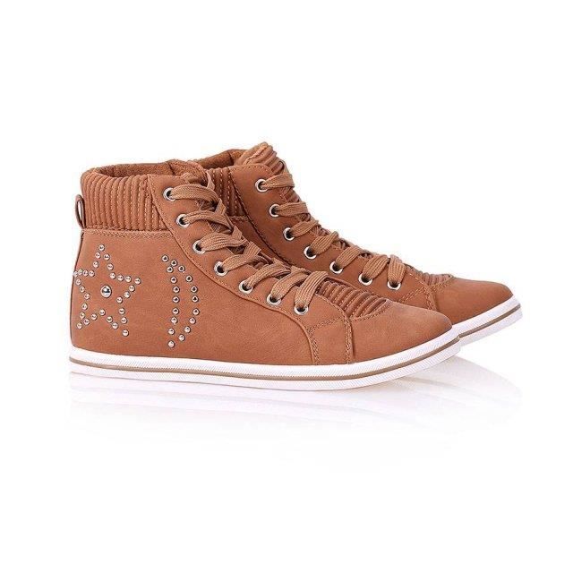 basket couleur camel