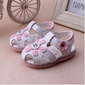 Kickers Dixmilliard Sandales b/éb/é Fille