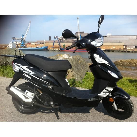 SCOOTER 50CC LONGJIA LJ50QT3L NOIR Achat / Vente scooter SCOOTER 50CC LONGJIA LJ50QT Cdiscount