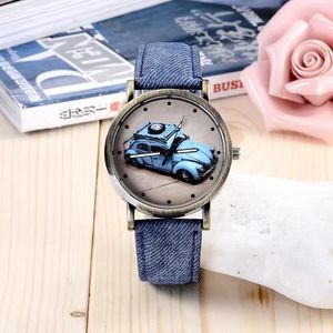 Montre De Voiture