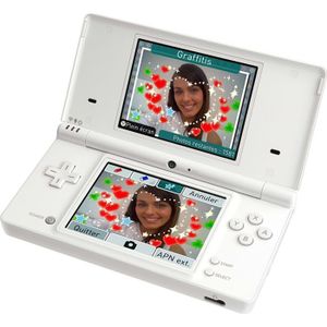 DS CONSOLE NINTENDO DSi BLANCHE / CONSOLE DE JEU NINT DS CONSOLE NINTENDO DSi BLANCHE / CONSOLE DE JEU NINT