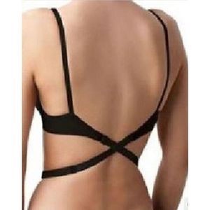 Soutien gorge dos nu pas cher La particularité du soutien-gorge dos nu est que les bretelles ne passent pas directement sur l'épaule. Elles sont accrochées dans le dos, généralement avec un système de croisement qui se fermera soit dans le milieu du dos, soit sur le devant.