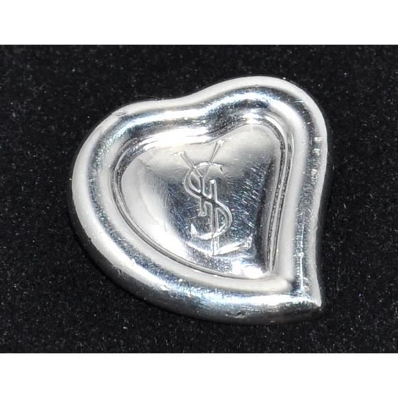 Pendentif YVES SAINT LAURENT coeur argent 925 Pendentif YVES SAINT LAURENT coeur argent 925