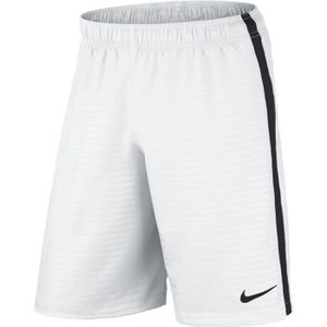 nike short blanc