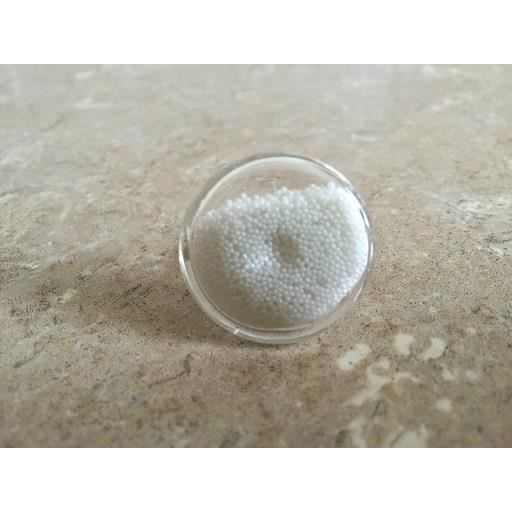 Bague bulle en verre remplie micro billes blanc cocoBague en verre