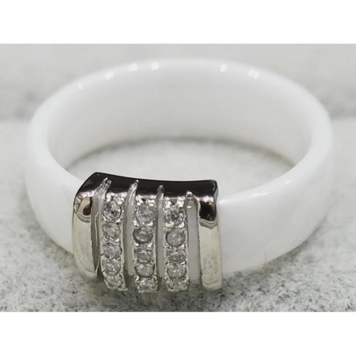 BAGUE CÉRAMIQUE BLANCHE FACETTÉ 5 COLONNES ACIER ET STRASS taille 52 Achat / Vente bague
