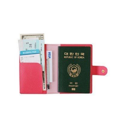 Porte passeport/ billet d'avion , disponible en? Achat / Vente
