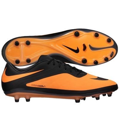 crampon de foot hypervenom