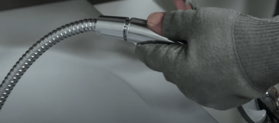 Comment Dévisser Un Flexible De Douche Entartré