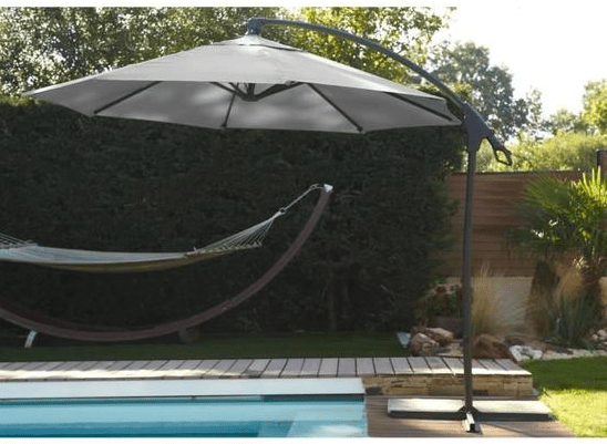 Les accessoires de salon de jardin