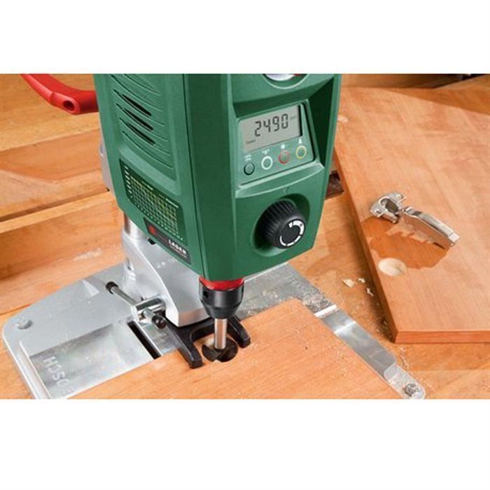 BOSCH Perceuse a colonne PBD 40 710W avec butee parallele et pince a serrage rapide