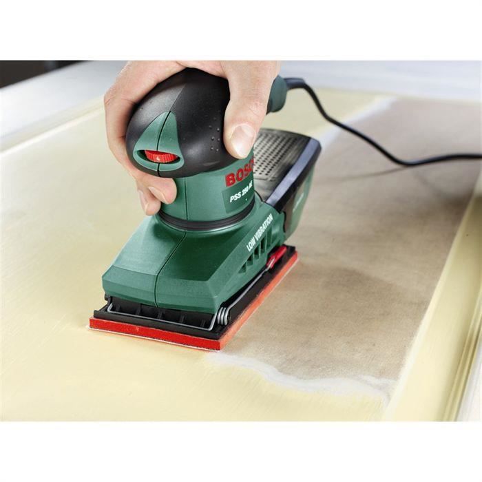Ponceuse vibrante BOSCH PSS 250 AE (250 W, coffret de rangement, disques abrasifs P80, P120, P180)