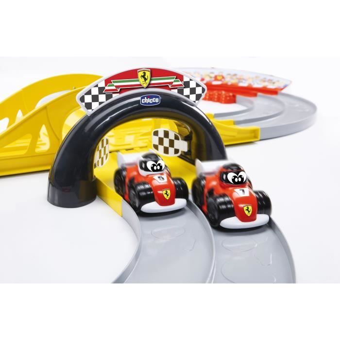 CHICCO Circuit de course 3 en 1 Ferrari