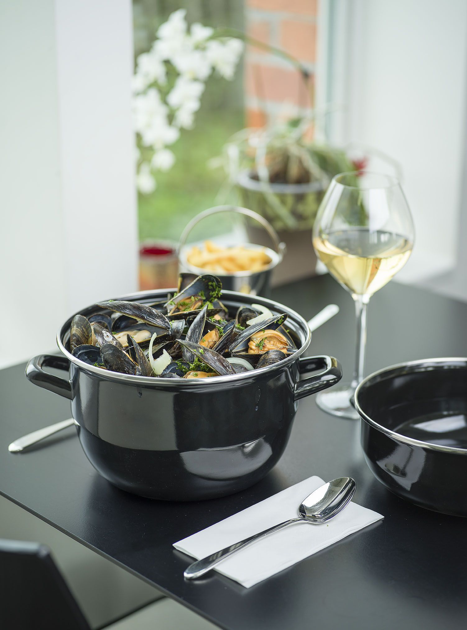 Image secondaire de Cocotte à Moules en Acier Inoxydable - COSY & TRENDY