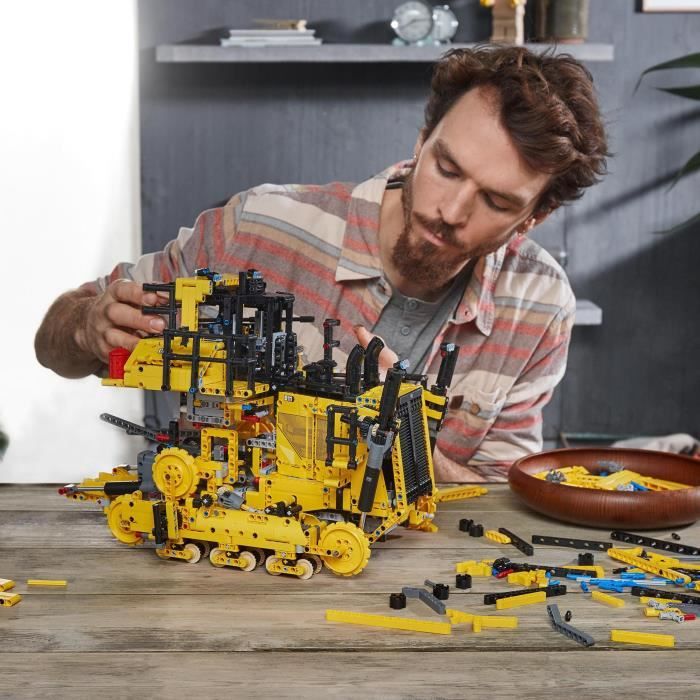 Lego Technic Bulldozer D11 Cat Veicolo Da Costruzione Interattivo Telecomando Per Adulti 42131 Con App