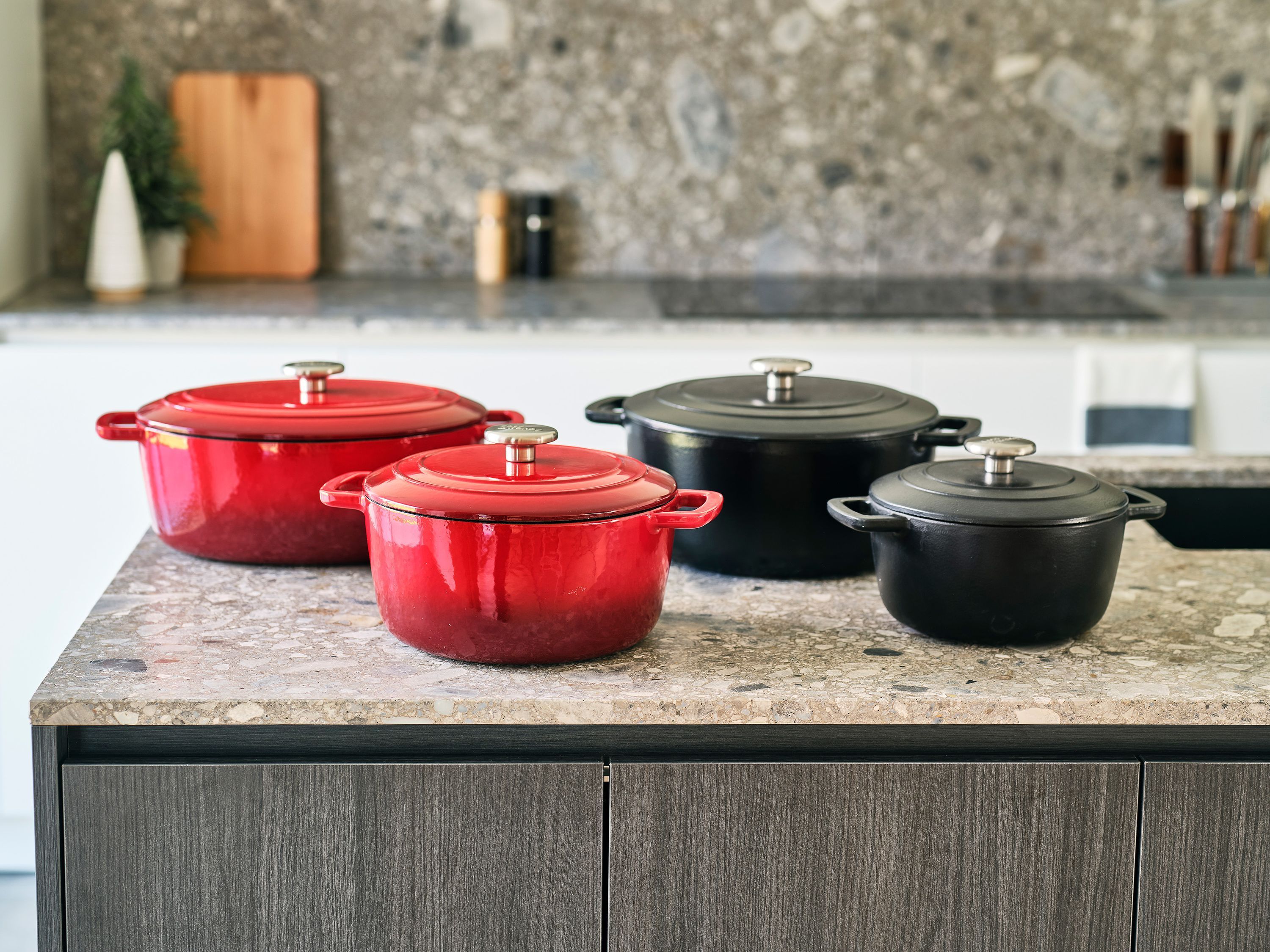 Image secondaire de Cocotte en Fonte Émaillée 24 cm avec Couvercle - COSY & TRENDY