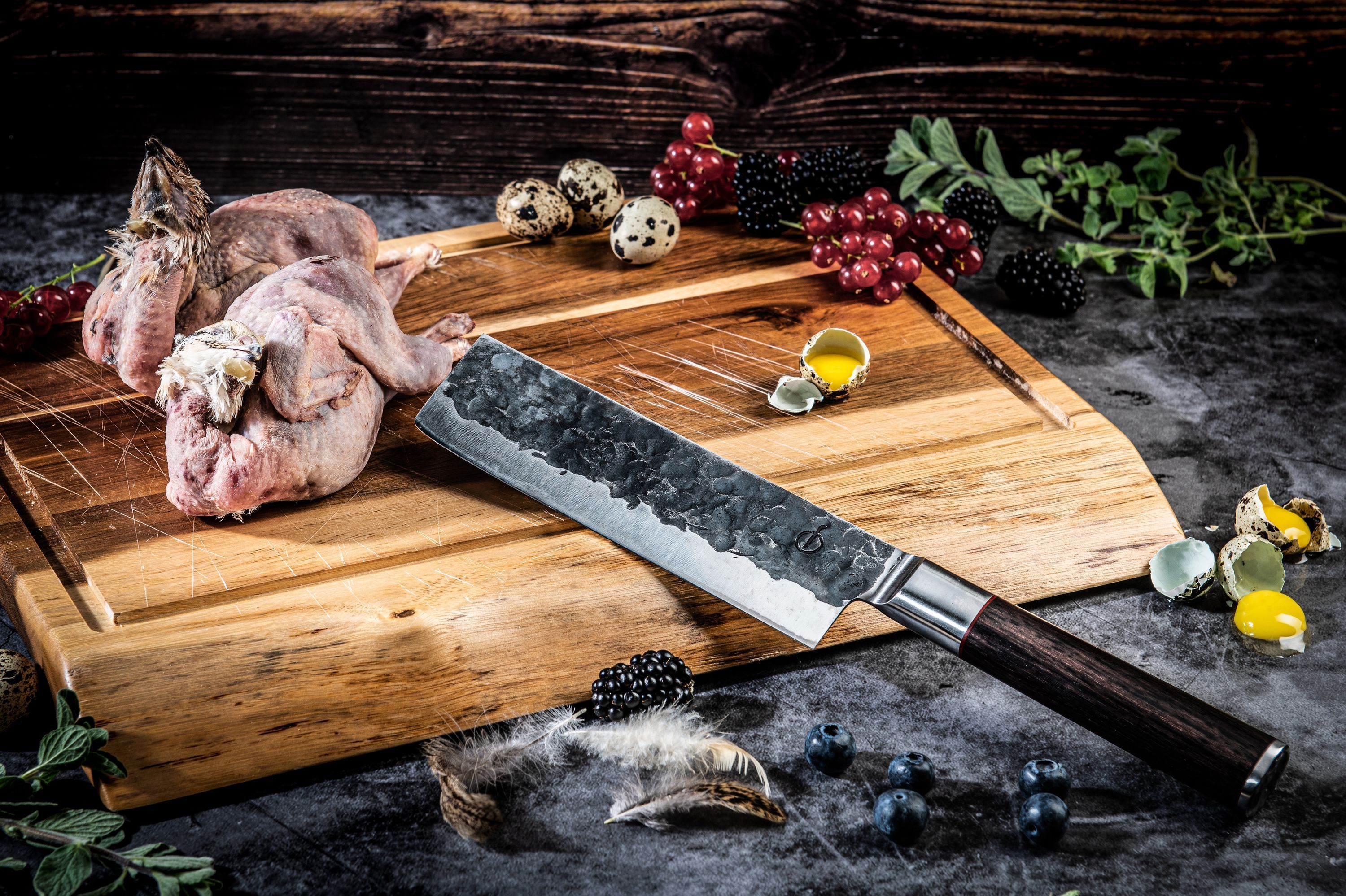 Planche à Découper Antidérapante en Acacia avec Gouttière et Poignée - 50 x 35 cm