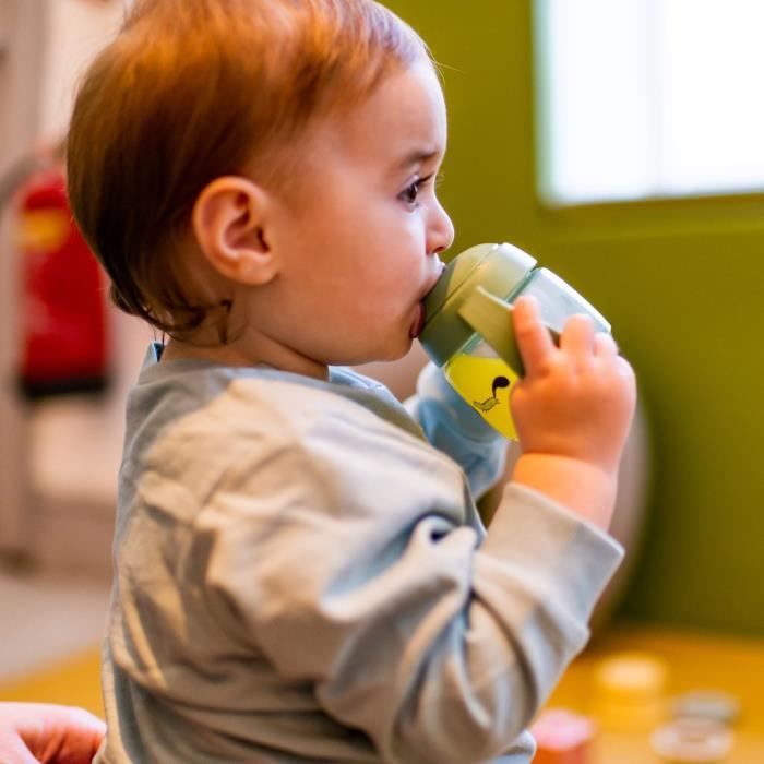 Tommee Tippee - Tasse de Sevrage Superstar Sippee pour Bébés - 4 mois et plus - 190 ml - Vert