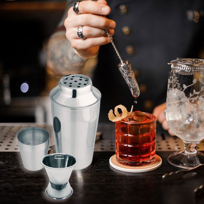 Image secondaire de Set Shaker a cocktails en inox 400 ml et doseur a alcool 2 et 4 cl - FACKELMANN - Bar Concept