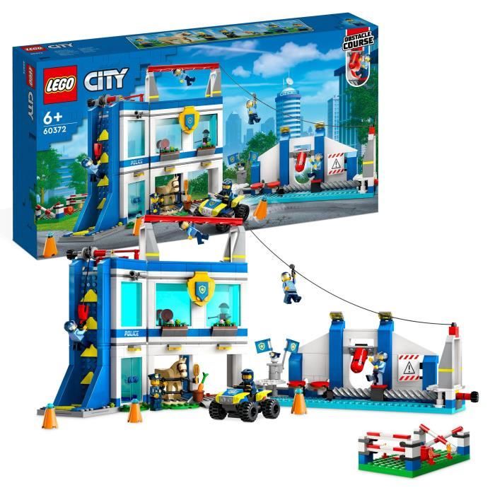 LEGO City 60372 Le Centre d'Entra?nement de la Police, avec Figurine de Cheval, Jouet Voiture