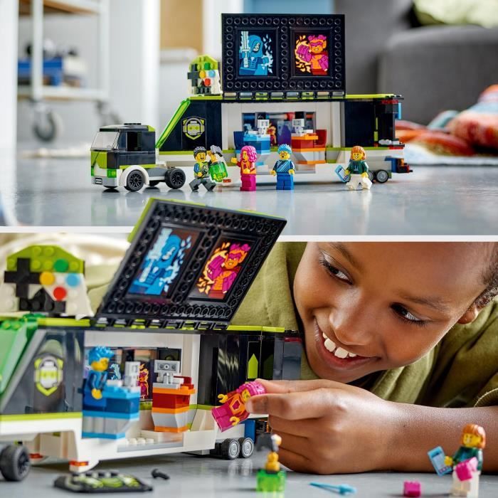 LEGO City 60388 Le Camion de Tournois de Jeux Vidéo, Jouet Enfants 7 Ans, Compétition eSport