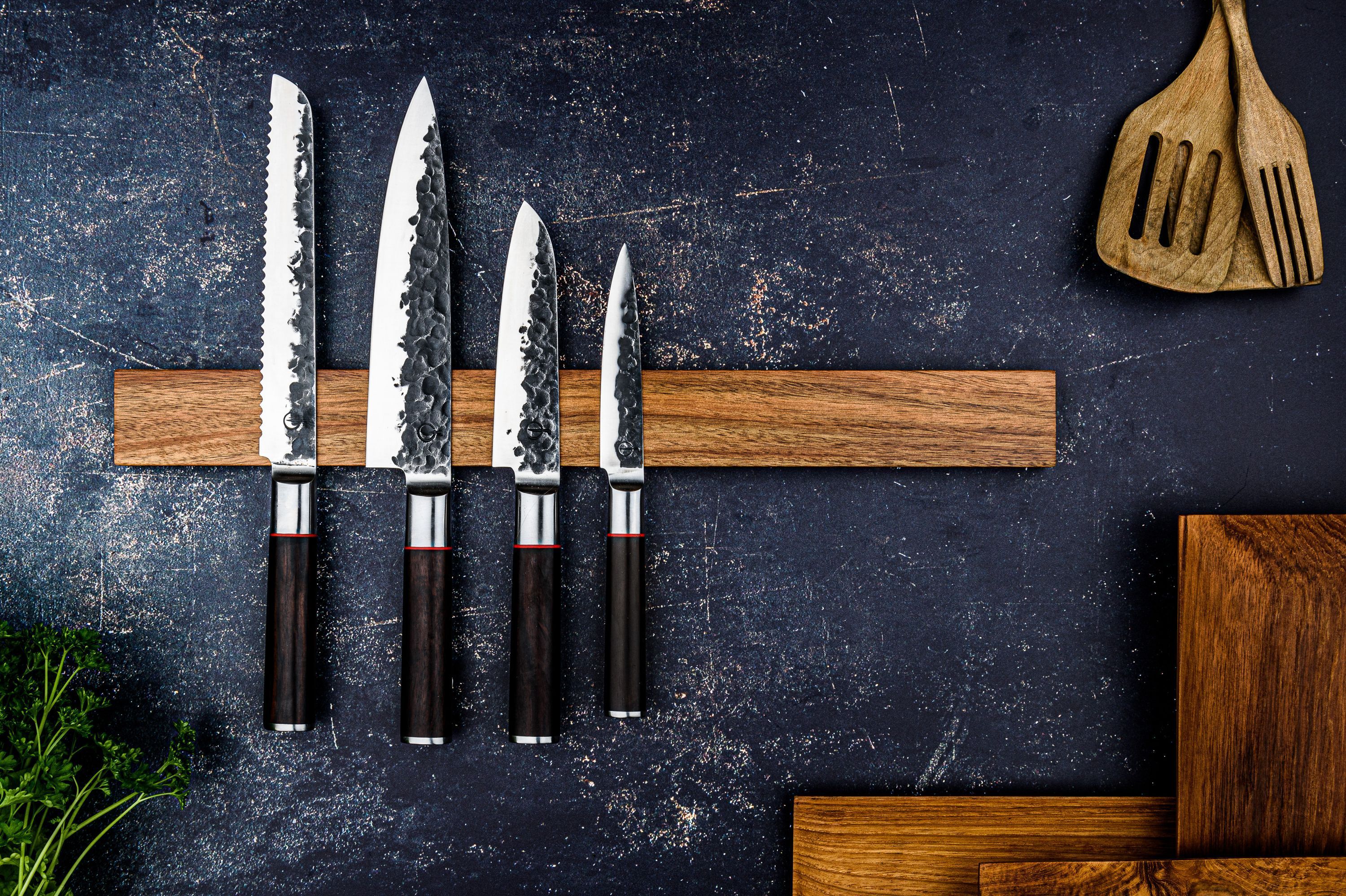 Coltello da cucina - FORGIATO - SEBRA - Acciaio giapponese 440C - Manico in legno di Dalbergia - L 12,5 cm