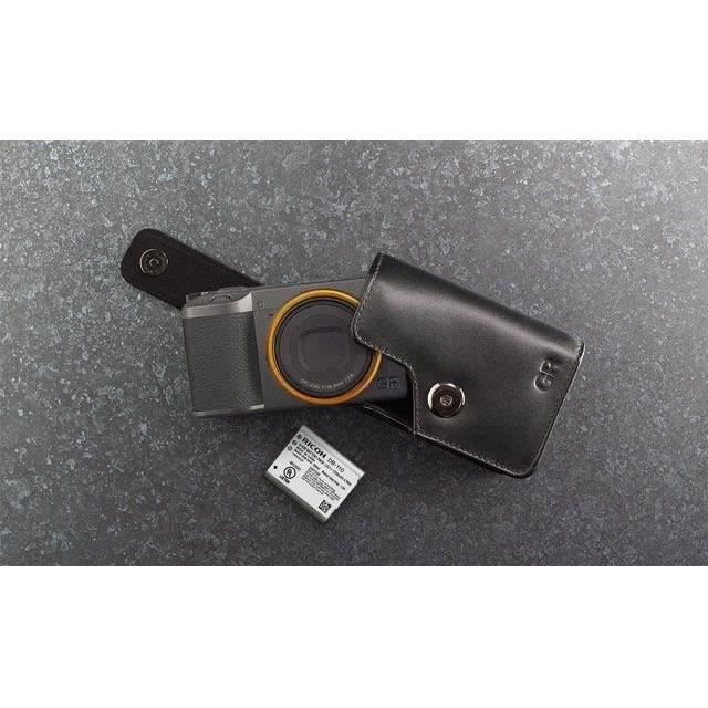 RICOH Kit GR III Street Edition - Appareil photo compact + Batterie supplémentaire + Etui Cuir GC-9
