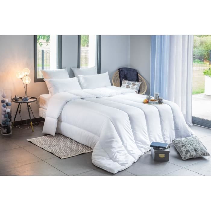 Image secondaire de Couette tempérée anti-acariens - 300 gr/m² - BLANREVE - 140 x 200 cm - Blanc