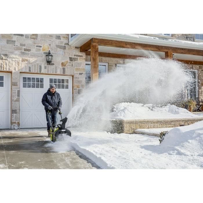 Image secondaire de Déneigeuse RYOBI 36V Brushless avec Batterie 4Ah - Largeur 45cm