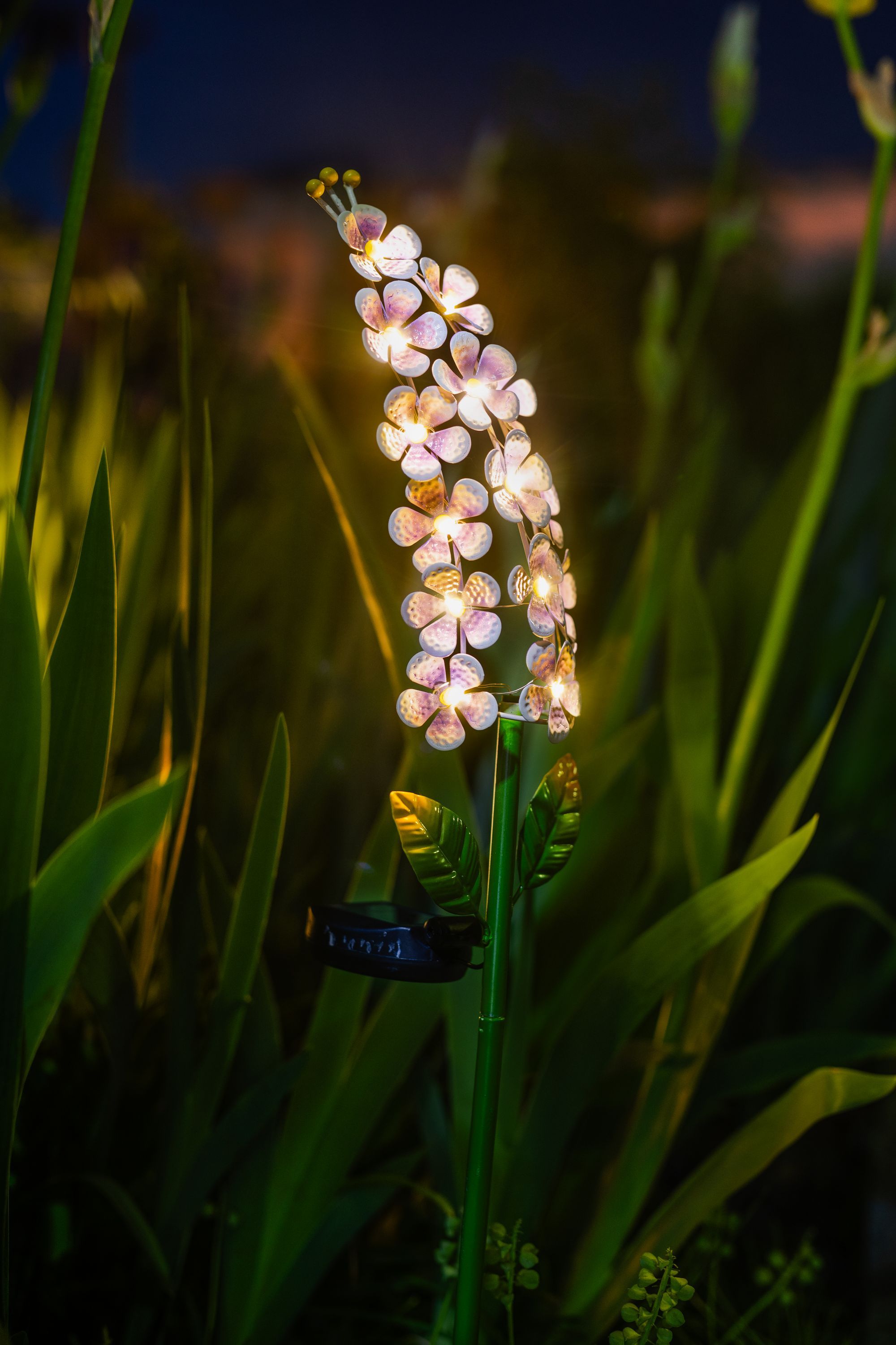 Image secondaire de Lampe Solaire Décorative Violette en Métal - 65 cm avec 15 Micro LED