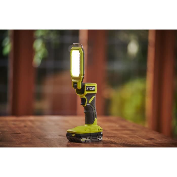 Image secondaire de Lanterne LED compacte - RYOBI - 18V - 3 intensités : 800 / 400 / 100 Lumens - Rabattable et avec crochet