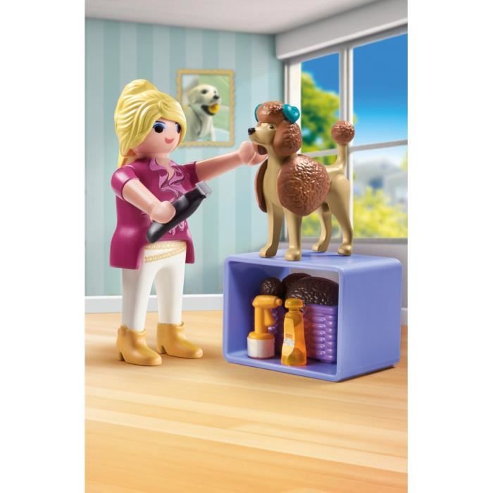 Image secondaire de PLAYMOBIL 71747 Toiletteuse avec caniche et accessoires, My Life, 23 pieces, Des 4 ans