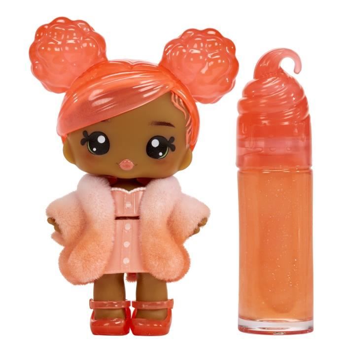 Yummiland - 1 bambola da 10 cm e un lucidalabbra scintillante da creare - Piper - Goût Pêche - Dai 4 anni in su
