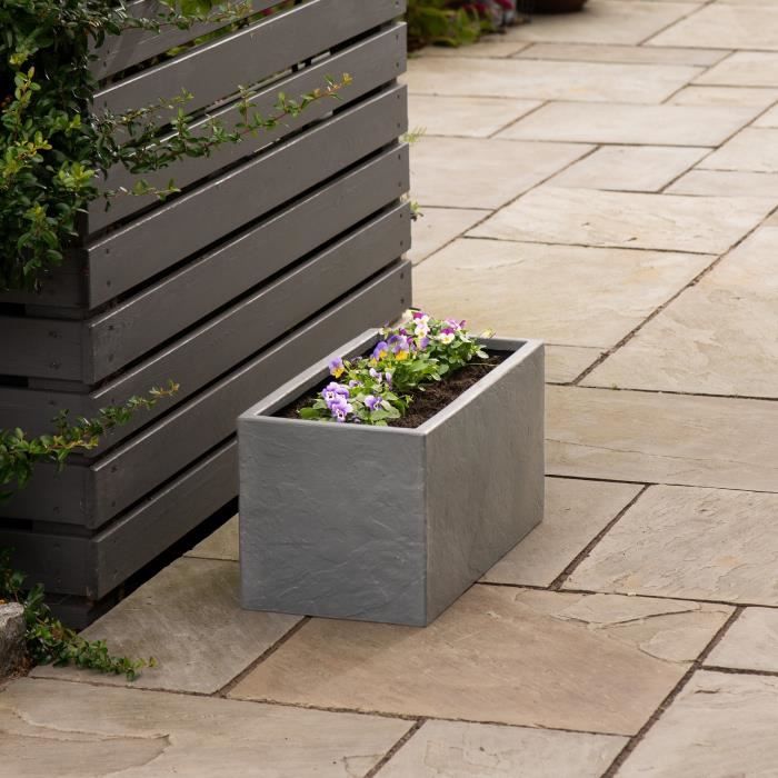 Image secondaire de Pot de fleur - STRATA - Riven trough - Ø 38.5cm x 17.5cm H x 46.5cm L - Couleur graphite