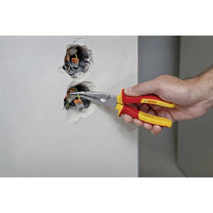 Image secondaire de Pince VDE à bec long coudée - BOSCH PROFESSIONAL - 200 mm - Isolée jusqu'à 1 000 V - Protection électrique
