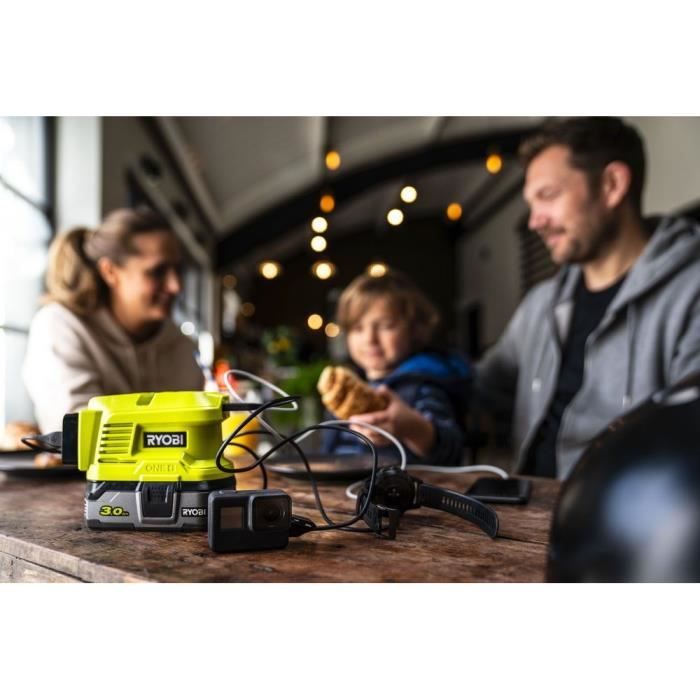 Transformateur 18V - puissance 150 W - puissance crete 225 W - 1 port électrique - 2 ports USB-A - vendu sans batterie ni chargeur