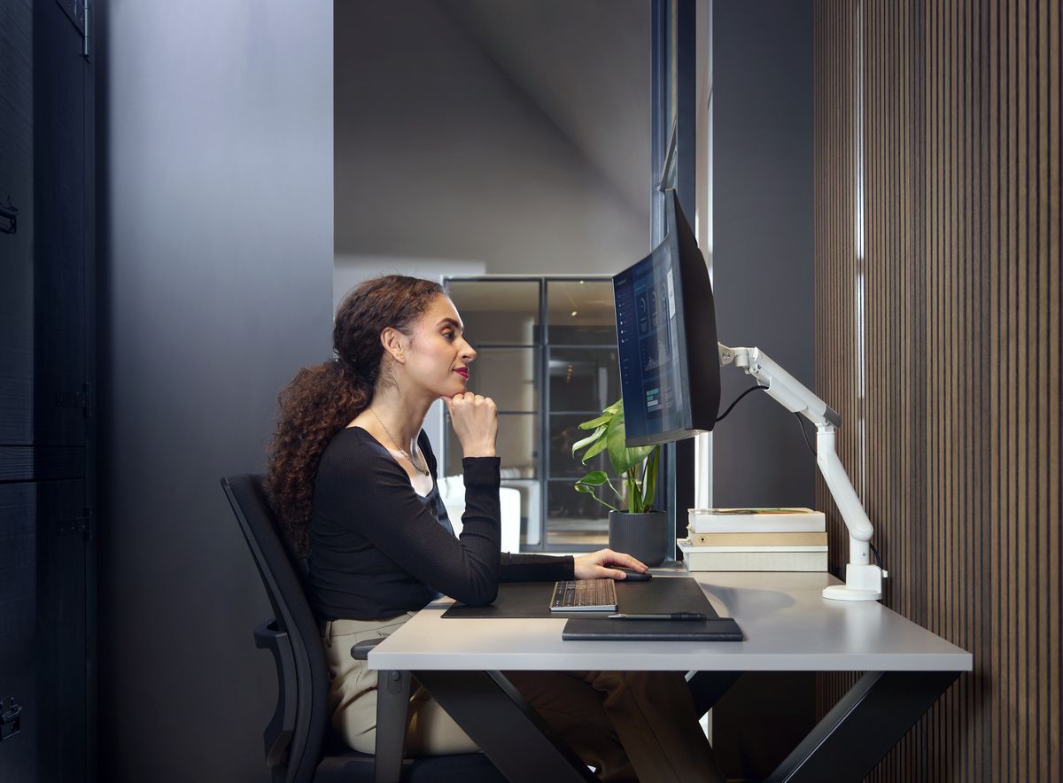 Image secondaire de Support Moniteur Dynamic Blanc - Bras Simple pour Écrans 13 à 32 pouces